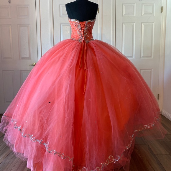 Coral Quinceañera Dress New - Picture 3 of 3